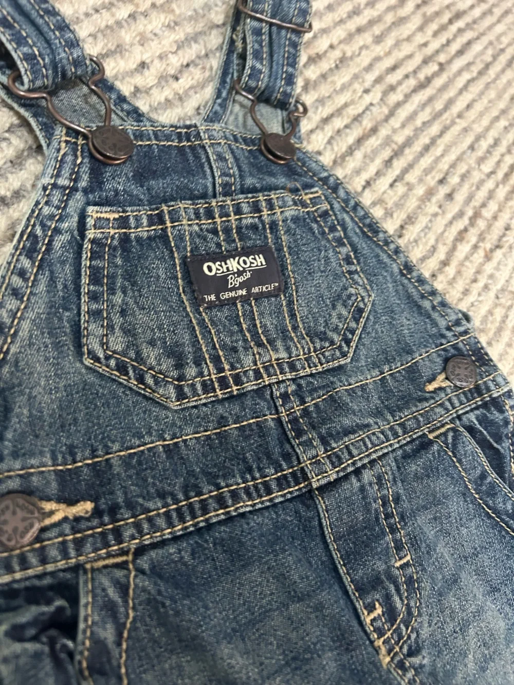 OshKosh B'gosh Kids Denim Vestbak Overalls in Dark Blue Size 6 Months
